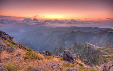 Sunrise in Areeiro - sunset, nature, beautiful, mountain range, landscape, sunrise, mountains, rocks