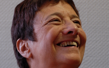 Arlette Laguiller smiling - pretty, female, politic, candidate for the presidential, laguiller, paris, woman, anticapitalist, france, politique skz