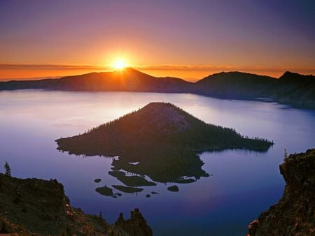 Crater Lake - National Park Oregon - pacific, landscape, sunrise, oregon, skies, sunset, nature, mountains, lakes