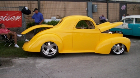 Yellow Willys - ford, classic, pro street, hotrod