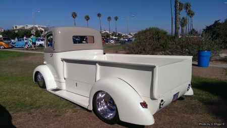 Custom Ford Pickup, Channel Islands, 2015 - california, ford, custom, channel, islands, classic