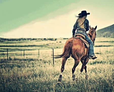 Oklahoma Life - style, girls, western, women, models, hats, ranch, cowgirls, outdoors, horses, fun, female, boots, blondes