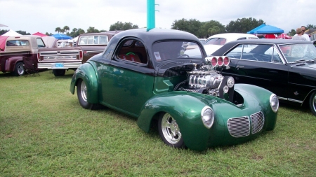 Ford Willys With Blown Chevy Engine - green, black, hotrod, prostreet