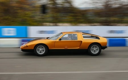 Mercedes Benz C111 - cars, mercedes, gold, concept