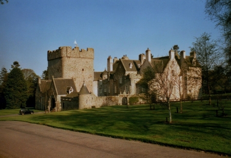 Scottish castle - scotland, banchory, castle, old