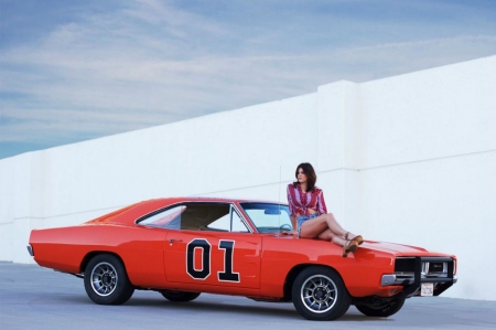 Sitting On The Hood - general lee, mopar, classic, charger