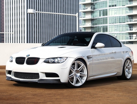 BMW-M3 - white, custom wheels, beamer, m3