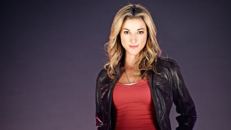 Zoie Palmer - grey background, Zoie Palmer, actress, blondes