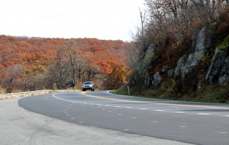 Shenandoah National Park - fall, mountain ridge, winding road