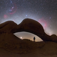 Seeking Venus under the Spitzkoppe Arch