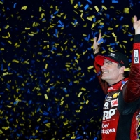 Gordon Wins at Martinsville