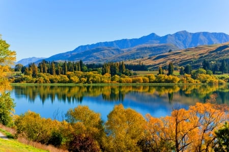 Lake Hayes - autumn, lake, sky, mountain, trees, shore, foliage, serenity, fall, forest, reflection, tranquil, mirror, beautiful