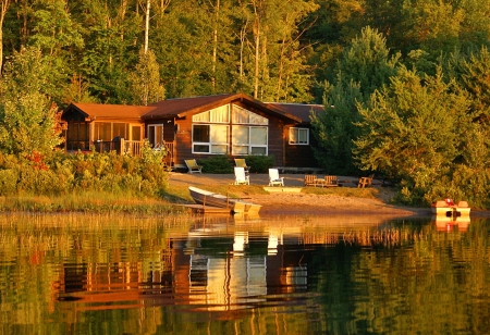 Autumn lake - relax, trees, cabin, beautiful, tranquil, forest, reflection, rest, fall, shore, mirror, autumn, serenity, foliage