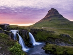 Kirkjufell mountain