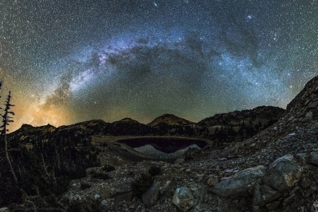 Milkey Way over Mt Lassen - fun, mt lassen, stars, cool, space, milkey way