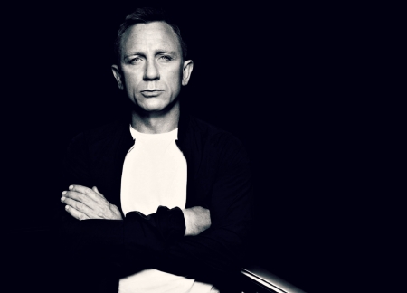 Daniel Craig - white, male, man, actor, bw, black, daniel craig