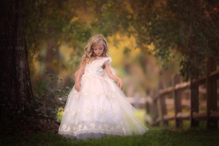 áƒ¦â¤áƒ¦ - autumn, girl, angel, prettty, little