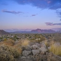 superstition mountains east of phoenix