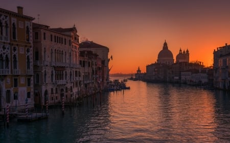 Venice Sunrise - architecture, venice, sunrise, houses