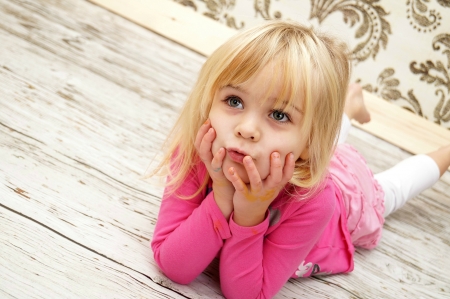 little girl - fun, people, hair, belle, studio, sightly, white, face, childhood, fair, prone, little, bonny, adorable, wallpaper, child, set, beautiful, pink, sweet, feet, nice, beauty, photography, pretty, baby, cute, kid, dainty, girl, lovely, pure, comely, desktopnexus, blonde