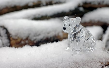 Little bear - bear, white, winter, figurine, snow, glass