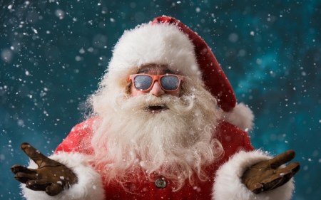 Santa Claus - red, craciun, christmas, blue, old, santa claus, white, gloves, snow, sunglasses, man