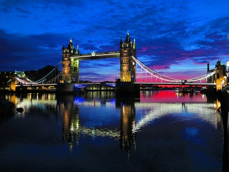 Tower Bridge at sunrise - dawn, Tower Bridge, Thames, illuminated