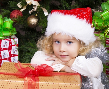 Christmas Little Girl - bowknot, christmas hat, christmas, balls, glance, christmas balls, holidays, winter hat, little girl, gifts