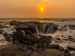 Thor 's Well Sunset