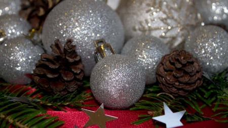 Christmas Decorations - Wallpaper, Decorations, Christmas, Baubles