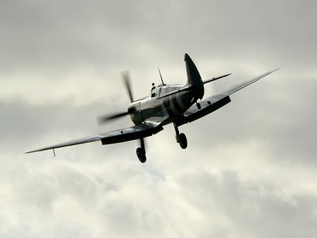 Spitfire on finals - aircraft, spitfire, airshows, vintage