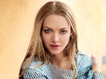 Amanda Seyfried - actress, amanda, beautiful, amanda seyfried, 2015, wallpaper, model, seyfried