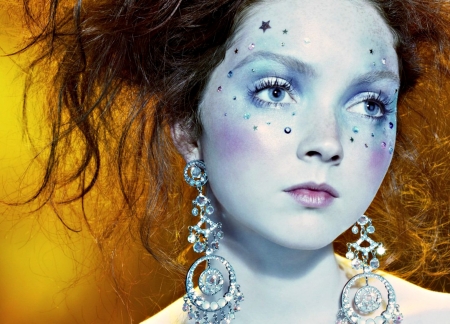 Lily Cole - yellow, blue, girl, pink, actress, make-up, woman, Lily Cole, model, face, golden