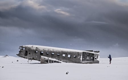 Plane Wreck - plane wreck, wreck, plane, survivor, snow