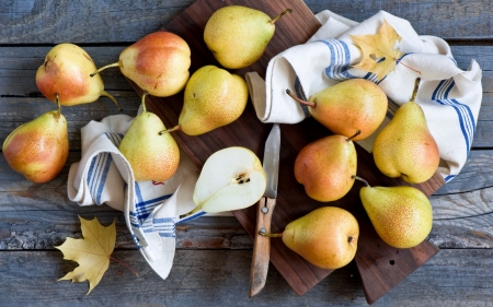 Pears - fall, pear, autumn, food, fruit, fruits, leaves