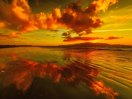 Glowing Sunset - nature, glow, reflection, clouds, sunset