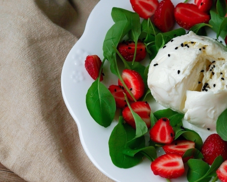 Ice Cream with Strawberries