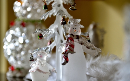 Snowman - white, snowman, craciun, figurine, golden, deco, christmas