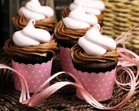 Chocolate Cupcakes - cream, pink, cupcakes, sweet, dessert, food