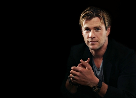 Chris Hemsworth - male, man, actor, chris hemsworth, black