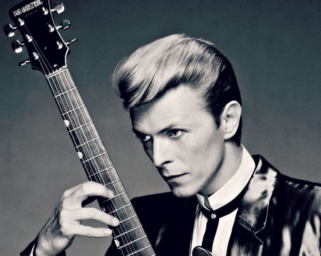 David Bowie - white, artist, guitar, man, bw, singer, black, david bowie