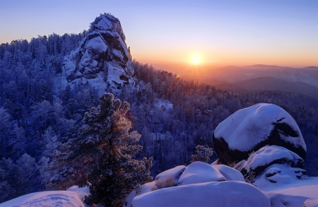 Winter view - trees, hills, winter, beautiful, snow, landscape, sunrise, morning, valley, mountain, glow, frost, sky