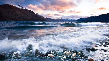 Sunset near Queenstown in New Zealand - water, queenstown, beautiful, beaches, majestic, sunrise, ocean, new zealand, skies, sunset, nature, waves, lake, mountains