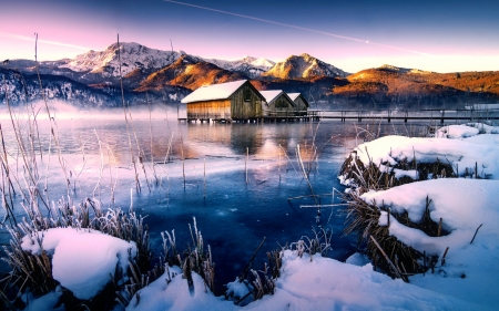 Winter lake - hut, lake, mountain, winter, cabins, reflection, cold, snow, beautiful, frost