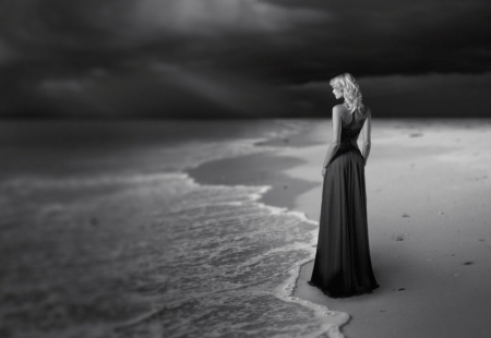 Lady in black - black, girl, sea, beautiful