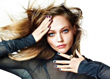 Sasha Pivovarova - white, woman, sasha pivovarova, girl, blue, hand, model