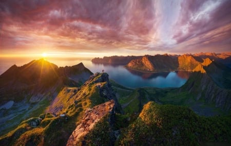 Breathtaking Place - photographer, clouds, sunrise, peaks, sea