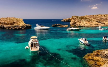 malta sea corner - rock, matla, sea, boat