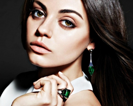 Mila Kunis - woman, face, actress, girl, hand, jewel, green, mila kunis