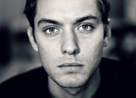 Jude Law - white, face, jude law, actor, bw, black